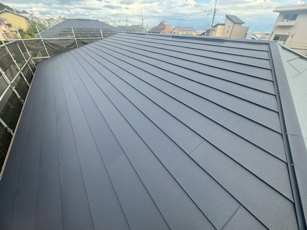 【池田市】屋根カバー工法　IG工業　スーパーガルテクト